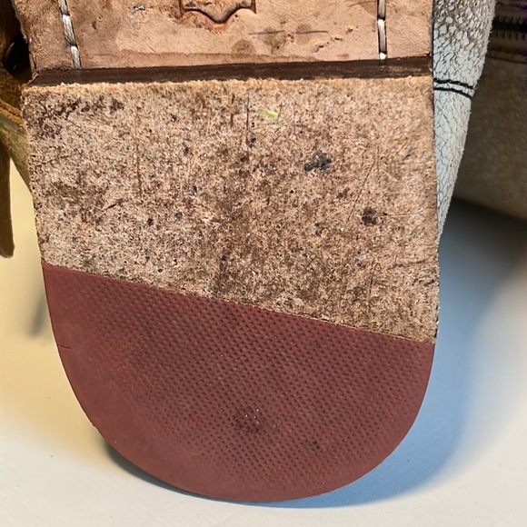 Gee WaWa cream crackle-leather combat boots - Picture 13 of 14